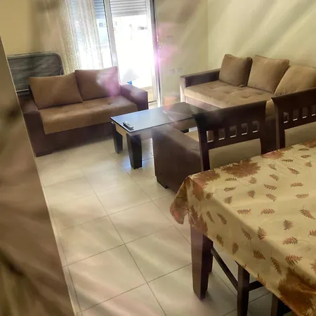 Apartment Leonis *
